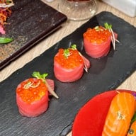 KIN สยามสแควร์ *อยู่ด้านล่างติดถนนใหญ่