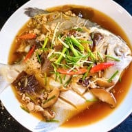 คิดเช่นเน KitchenNay Cafe and Bistro