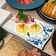 KIN สยามสแควร์ *อยู่ด้านล่างติดถนนใหญ่