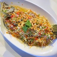 เอ็มบี ออลล์ ซีฟู้ด ภูเก็ต