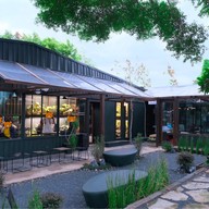 rooth cafe Bangsean.Chonburi