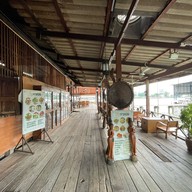 ห้องอาหารกาหลง
