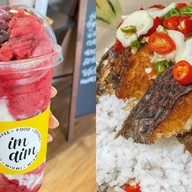 อิ่มเอม อาหารไทย&สมูทตี้