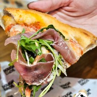 เมนูของร้าน Dough Bros - Sourdough Pizza & Doughnuts Gaysorn Amarin