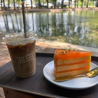 Tree Shade ดำเนินสะดวก