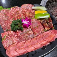 เมนูของร้าน Yakiniku Reimen Yamato