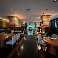 nahm โรงแรมโคโม เมโทรโพลิแทน กรุงเทพฯ