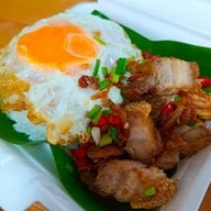 ร้านลับ เชฟโอครัวริมบ่อ