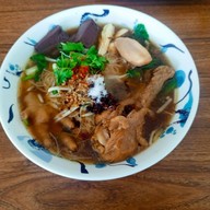 เจ๊จอยข้าวมันไก่ ก๊วยเตี๋ยวไก่ เจ๊จอย1