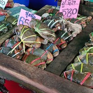 หน้าร้าน เจ๊แดงซีฟู้ด