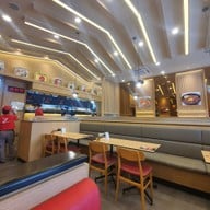 Shinkanzen Sushi แอทเอกมัย