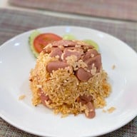 ร้านไส้กรอกคุณวี