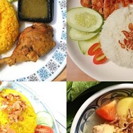 ข้าวหมกไก่ทอด by siri สุขุมวิท101/1