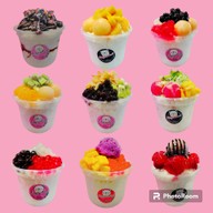 เมนู BINGSU BEAR ตลาดน้อยมมส.โดม1 ซอยร้านกุญแจตรงข้ามร้านหมูปิ้งเยอะๆ