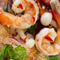 ยำยำ 18 House