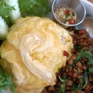 เวล คาเฟ่ (WHALE CAFE) -