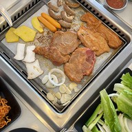 เมนูของร้าน Kantar BBQ - กันธาบาร์บีคิว ปิ้งย่างเกาหลี สาธุประดิษฐ์