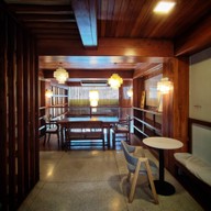 บรรยากาศ Twenty’s Stand