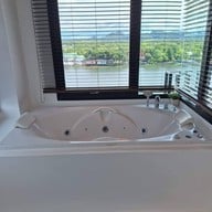Natee The Rivetfront Hotel Kanchanaburi