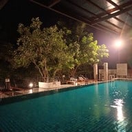 Natee The Rivetfront Hotel Kanchanaburi