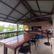 บรรยากาศ The Pomellow Family Farm