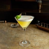 Whisgars สุขุมวิท 23