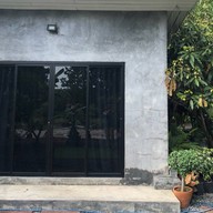 อึ้งย้งตามสั่ง ฮาลาล