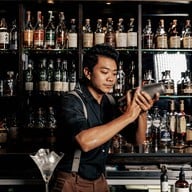 Whisgars สุขุมวิท 23