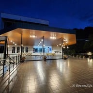 Upstairs Café & Bistro