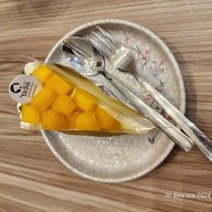 Upstairs Café & Bistro