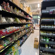 ร้านณิศศา (จุรีรัตน์ หนองแขม 2547)