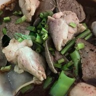 ร้านก๋วยเตี๋ยวเรืออยุธยาอ๊อดเจ้าเก่า สาขา1 เคหะร่มเกล้า