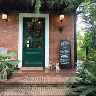 RAVI RIVA CAFE