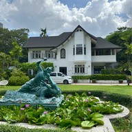 เบญจรงค์ บ้านดุสิตธานี Baan Dusit Thani