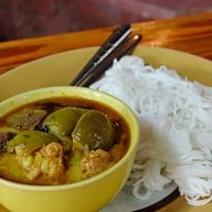 ก๋วยจั๊บญวนคุณปุ๋ย สนามบินน้ำ