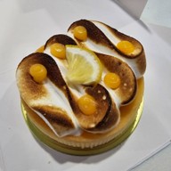 นาริ นาริ พาทิซเซอรี่ -