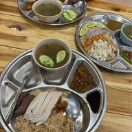 ข้าวมันไก่ บิ๊กไนท์ไก่ตอน สาขา ฝั่งธน(อัสสัมชัญ) BigNightkaiton