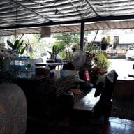 บรรยากาศ ป้าตุ่มก๋วยเตี๋ยวแกงส้ม บ้านฉาง จ.ระยอง