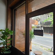 LOG Coffee & Teak Furniture