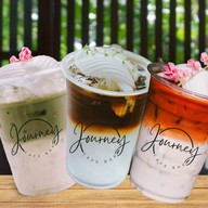 เจอนี่ คาเฟ่.บาร์