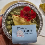 นาริ นาริ พาทิซเซอรี่ -