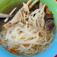 ก้วยจั๊บท่าค้อ