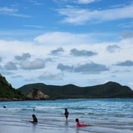 หาดน้ำใส