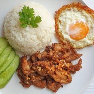 ครัวป้าแจ๋ว ร้านอาหารตามสั่ง สาขาพหลโยธิน52