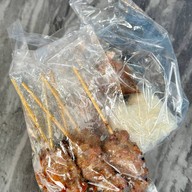 เมนูของร้าน หมูปิ้งลุงอ้วน สีลม หมูปิ้งโบราณ สาทร