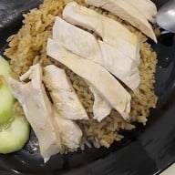 เมนูของร้าน ซั่งไห่เสี่ยวหลงเปา(ข้าวมันไก่ซั่งไห่) ติดถนนก่อนถึงตลาดบองมาร์เช่