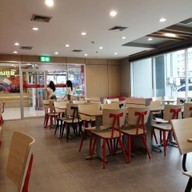 บรรยากาศ KFC โลตัสหลักสี่