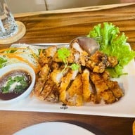 หลานตาชู by ทองมณี หาดใหญ่ - Larn Ta Chu by Thongmanee Hatyai