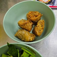 เมนูของร้าน ซ้ง เย็นตาโฟ เอกชัย 40 -