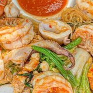 สุกี้ ลัคกี้ แม่โจ้